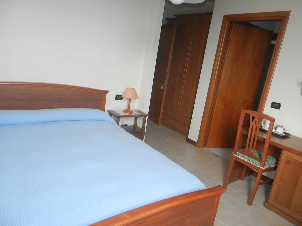 Locanda Primo Sole Leivi Phòng bức ảnh